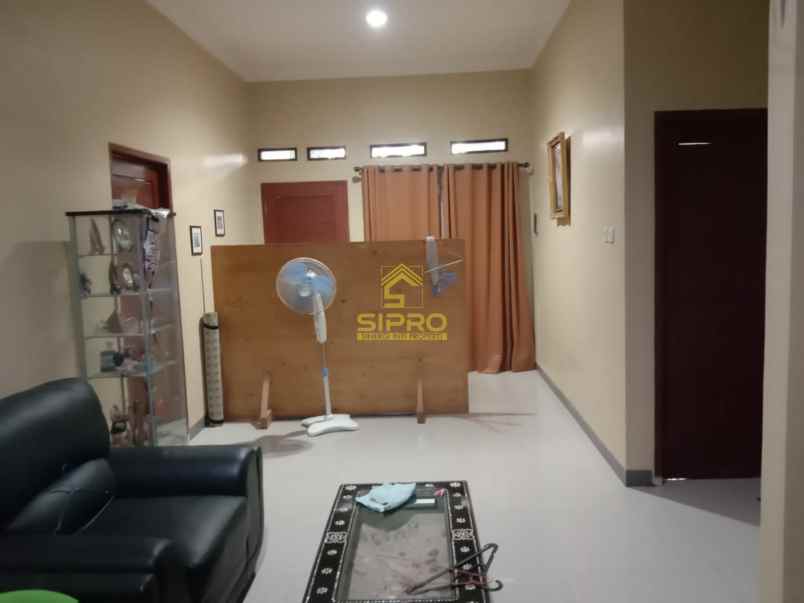 dijual rumah panncoran mas depok