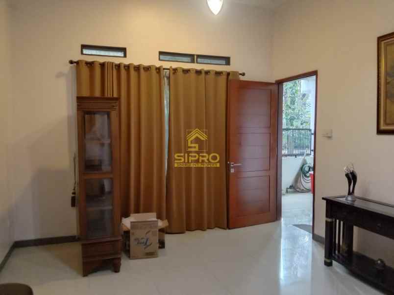 dijual rumah panncoran mas depok