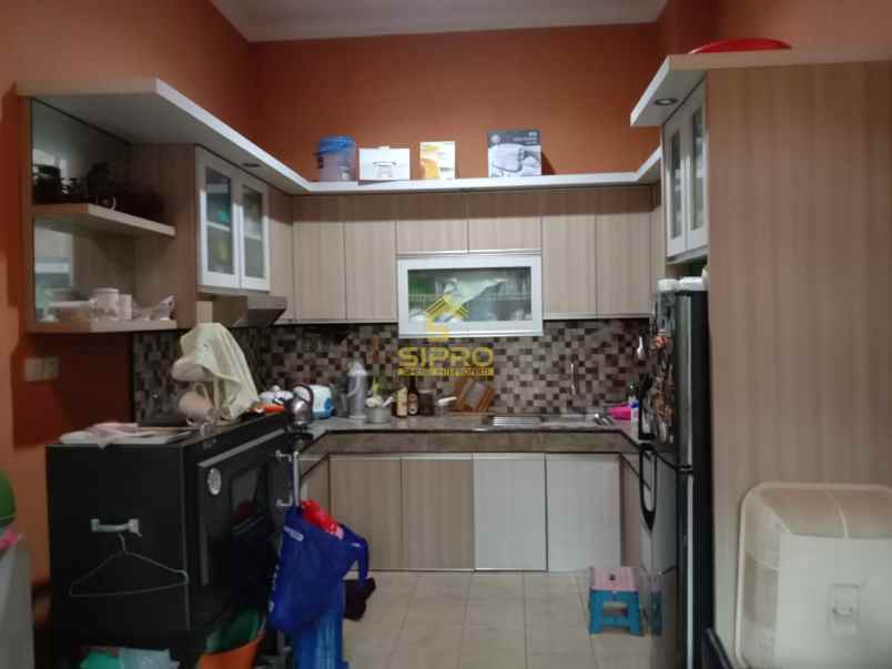 dijual rumah panncoran mas depok