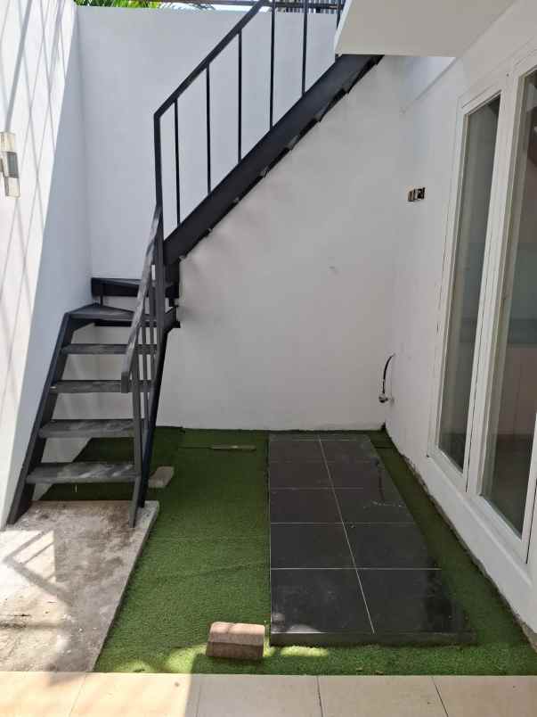 dijual rumah pantai mentari kec bulak