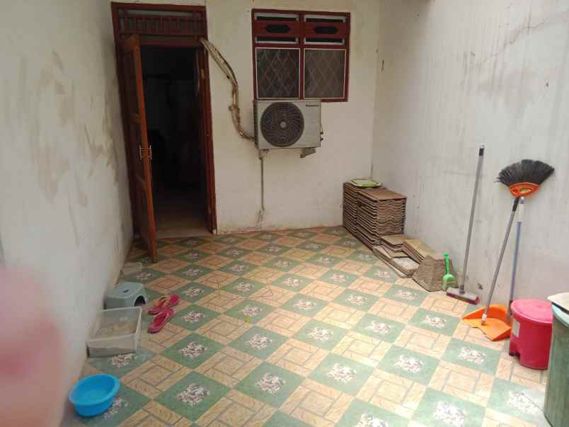 dijual rumah pasar minggu