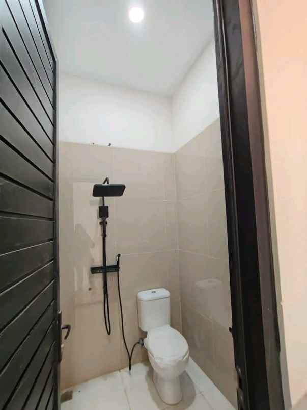 dijual rumah pasar sleman