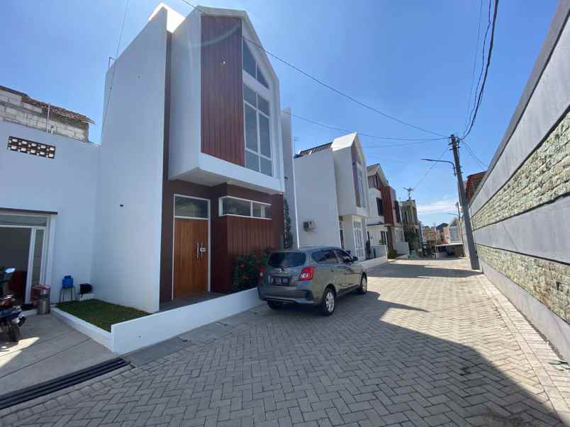 dijual rumah pasteur bandung