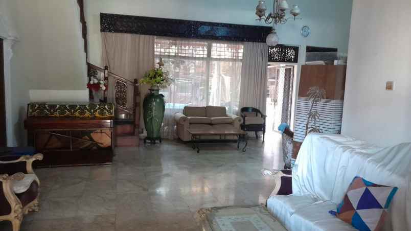 dijual rumah pengadean barat raya