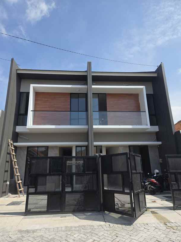 dijual rumah penjaringan sari