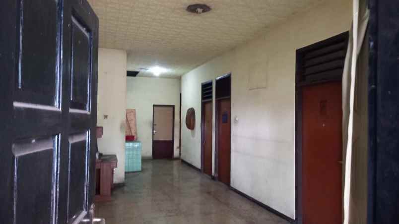 dijual rumah penunggangan barat cibodas