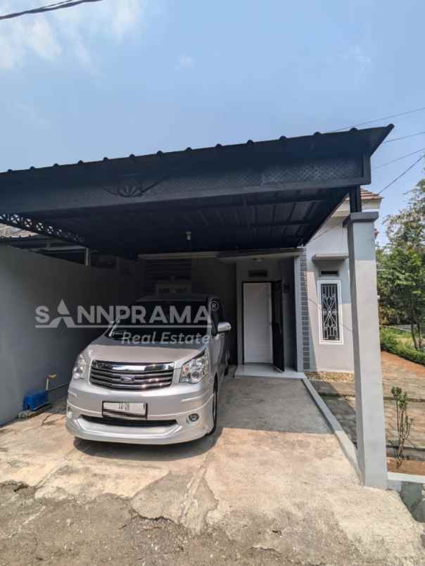 dijual rumah permata depok regency