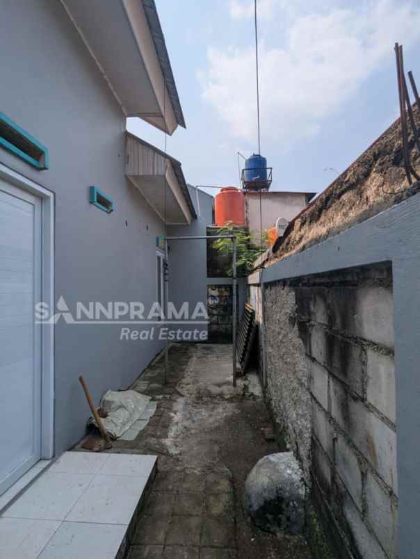 dijual rumah permata depok regency