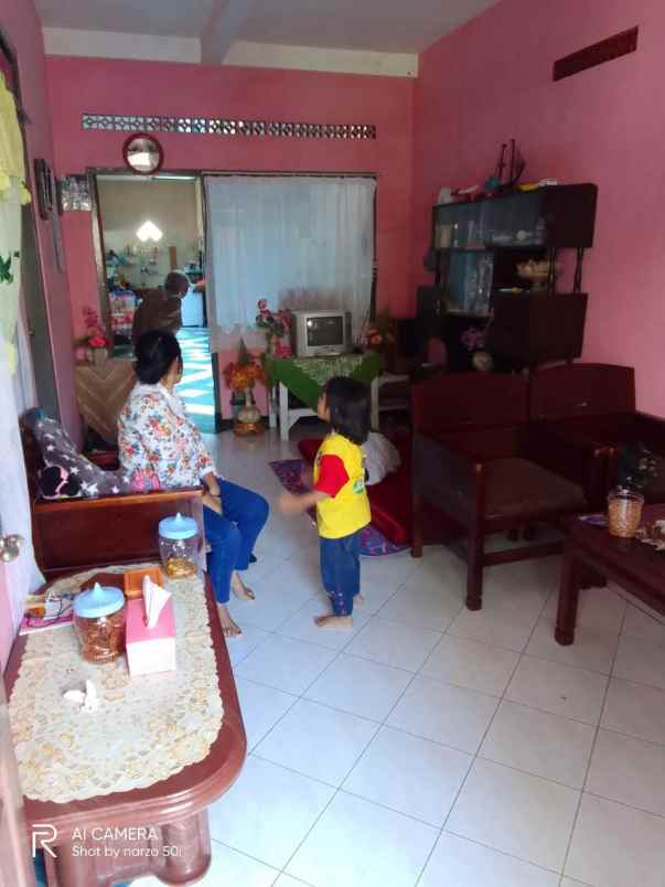 dijual rumah perum ikip tegal gondo