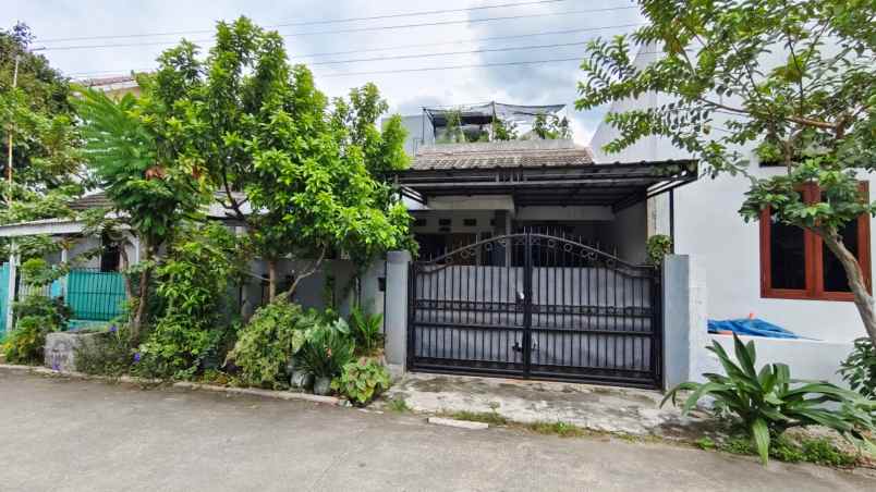 dijual rumah perum kodam mustika jaya