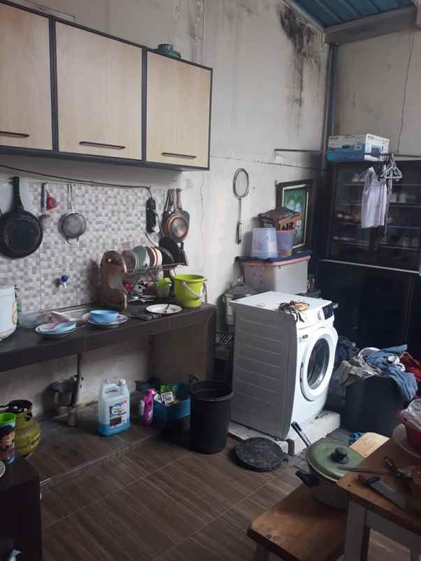 dijual rumah perum pelita kebonsari