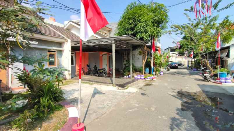 dijual rumah perumahan casa gardenia