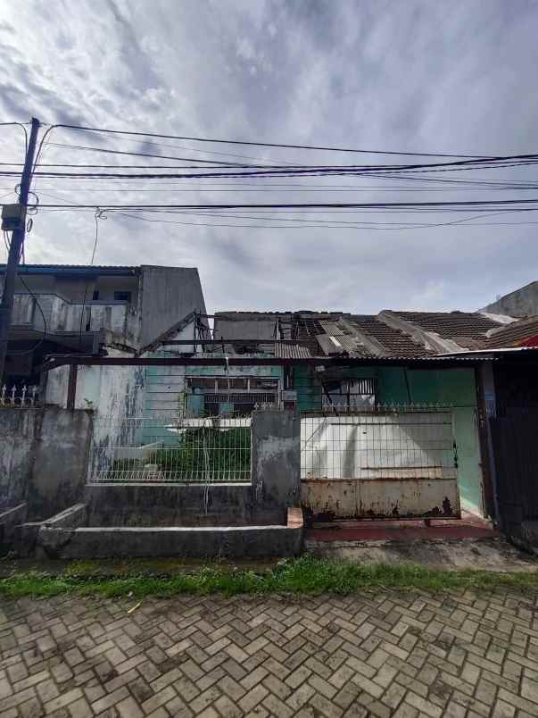 dijual rumah perumahan duren village