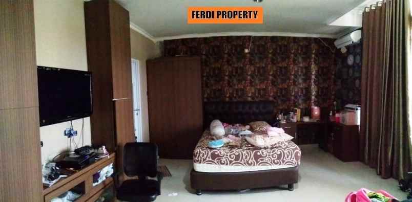 dijual rumah perumahan kota wisata