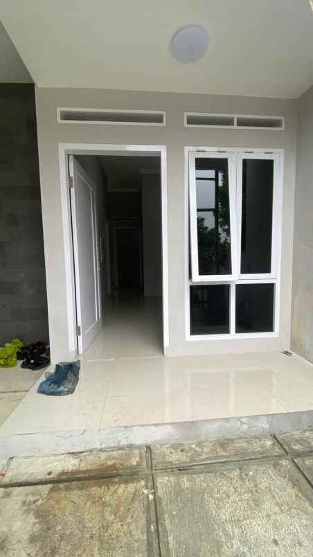 dijual rumah perumahan permata biru