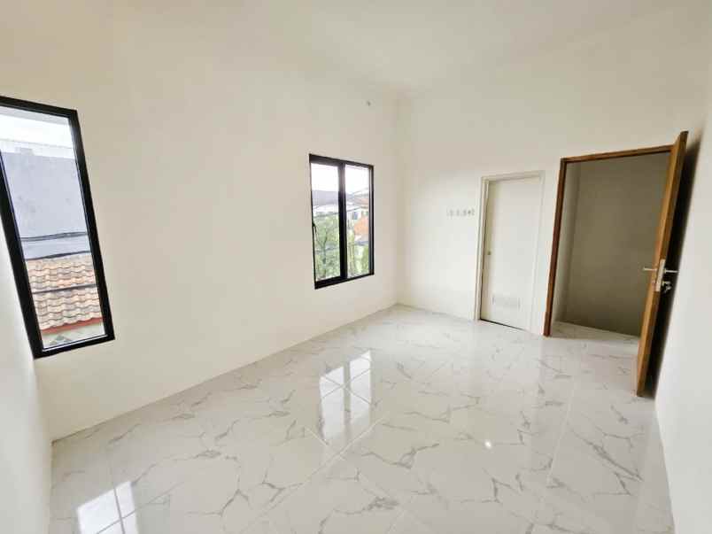 dijual rumah perumahan pondok ungu