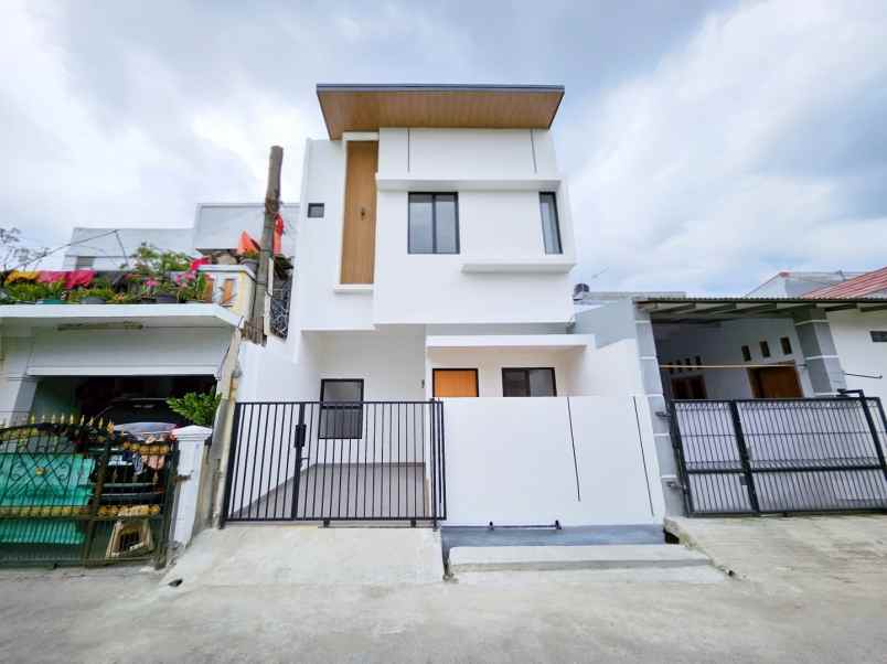 dijual rumah perumahan pondok ungu