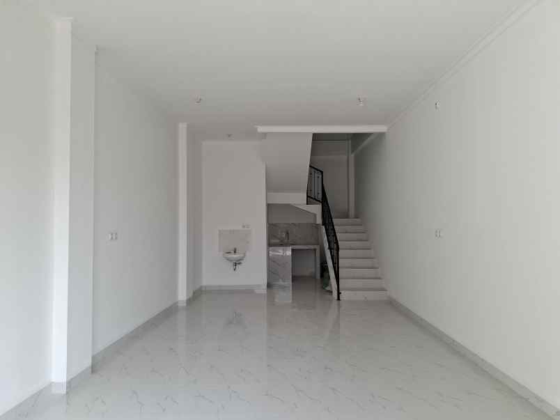 dijual rumah pesona anggrek