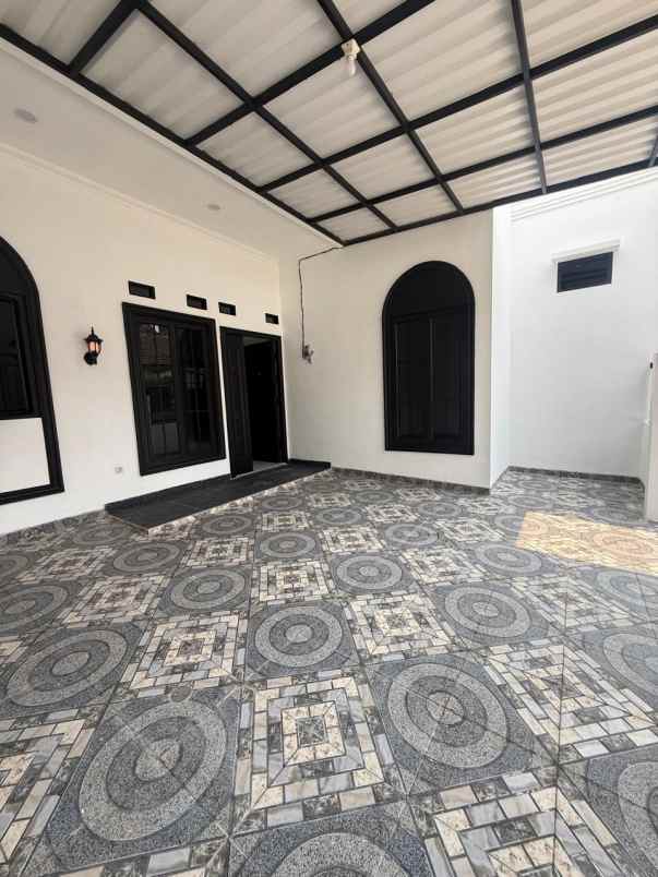dijual rumah pesona anggrek