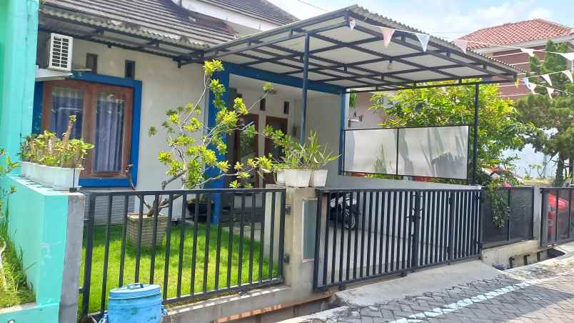 dijual rumah pesona arumsari