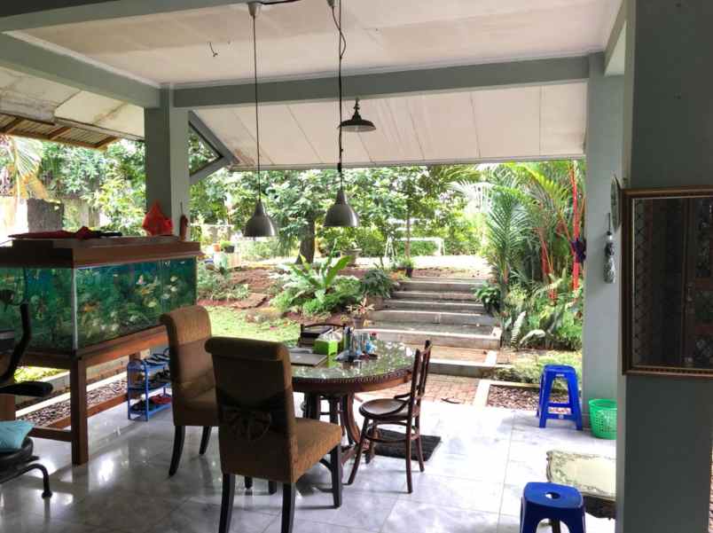 dijual rumah petukangan