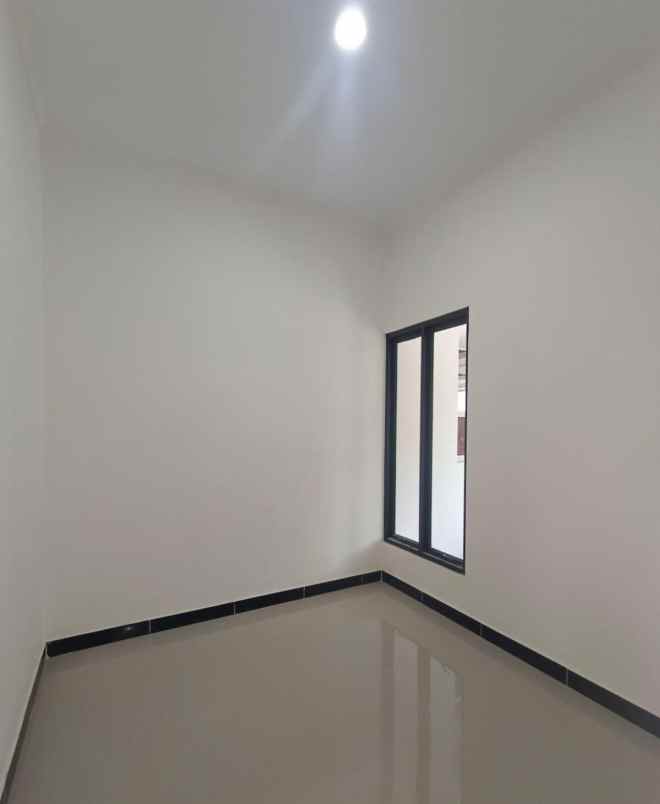 dijual rumah pgri