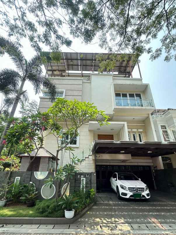 dijual rumah pik 1