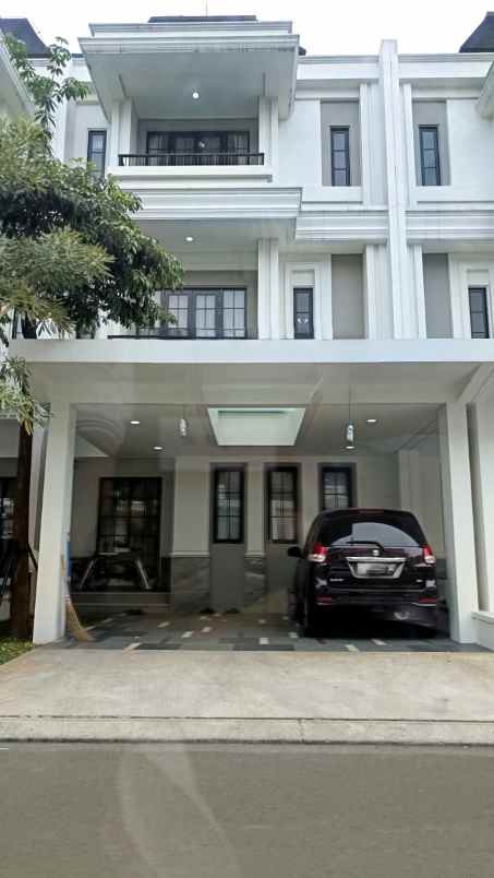 dijual rumah pinang