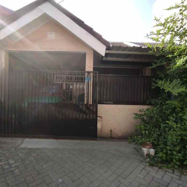 dijual rumah ploso timur