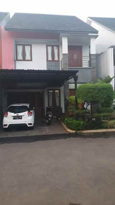 dijual rumah pondok bambu