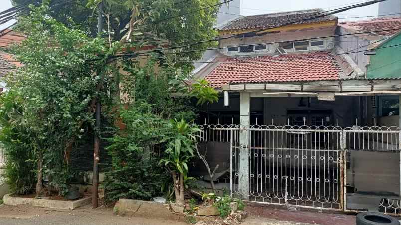 dijual rumah pondok gading utama pgu