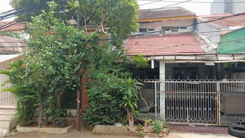 dijual rumah pondok gading utama pgu