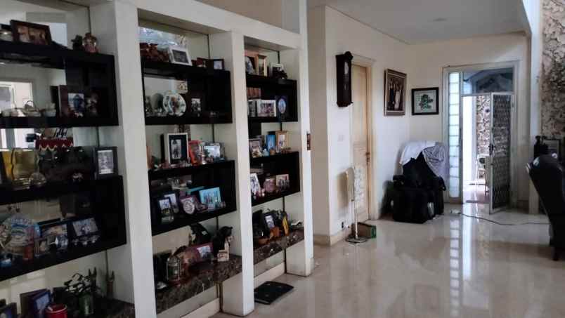 dijual rumah pondok indah jakarta