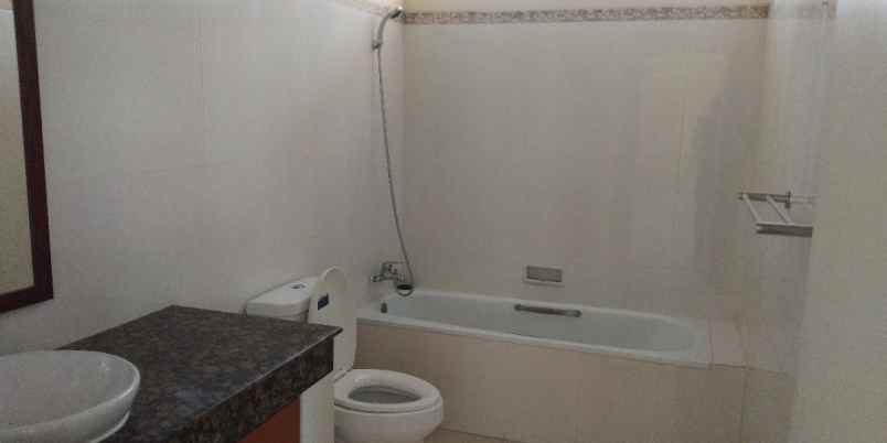 dijual rumah pondok indah jakarta selatan