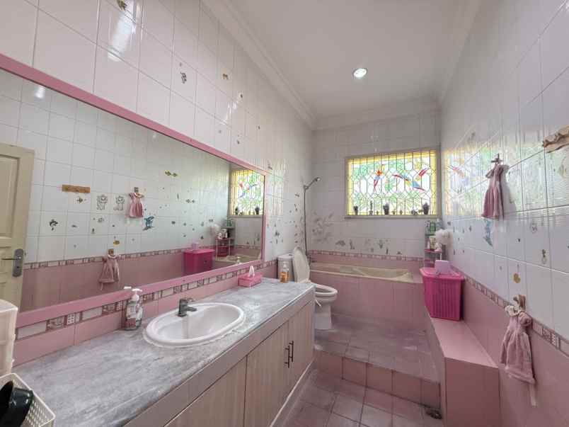 dijual rumah pondok indah jakarta selatan