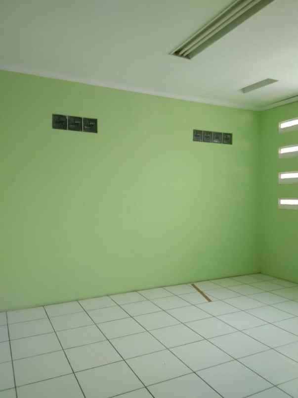 dijual rumah pondok kelapa