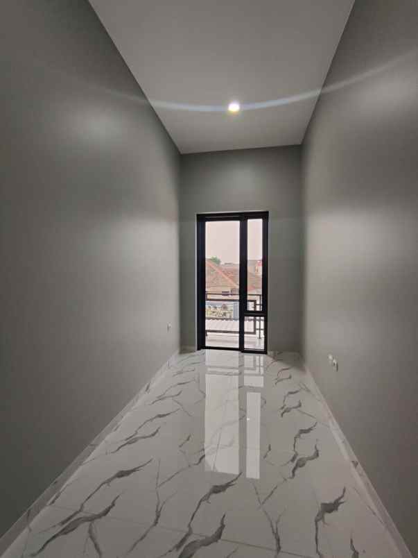 dijual rumah pondok kelapa jaktim