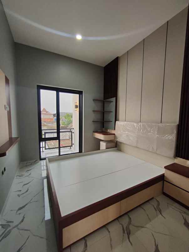 dijual rumah pondok kelapa jaktim