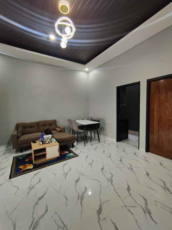 dijual rumah pondok kelapa jaktim