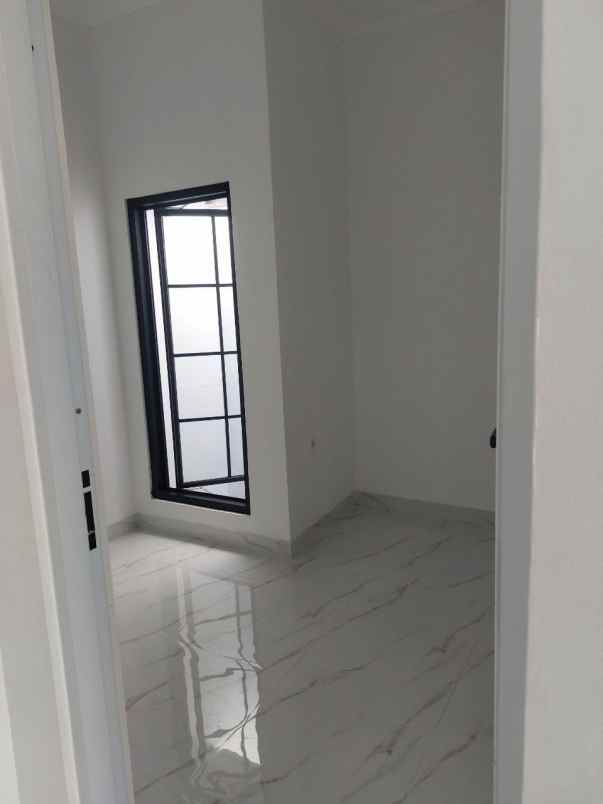 dijual rumah pondok terong