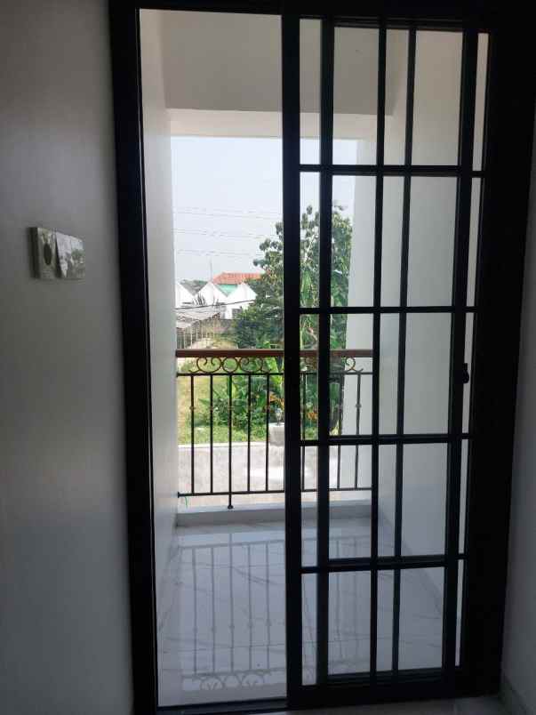 dijual rumah pondok terong