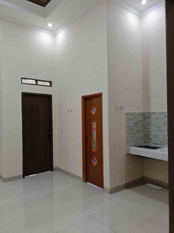 dijual rumah pondok ungu permai sektor