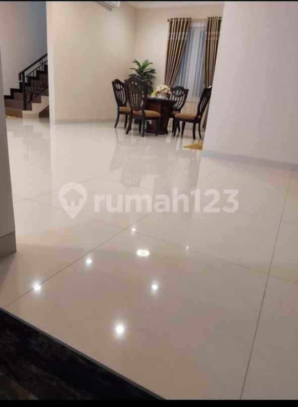 dijual rumah pulomas barat jakarta timur