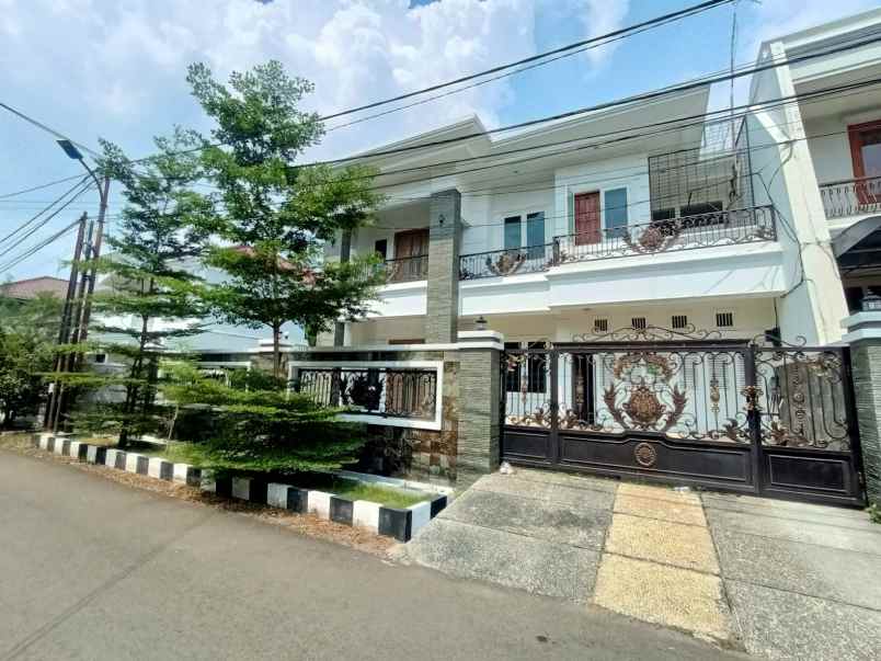 dijual rumah pulomas barat pulomas