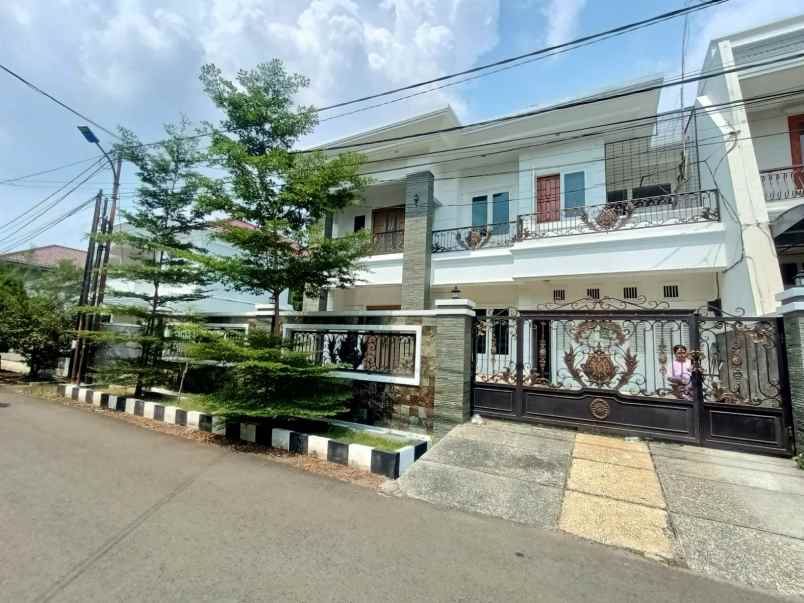 dijual rumah pulomas barat pulomas