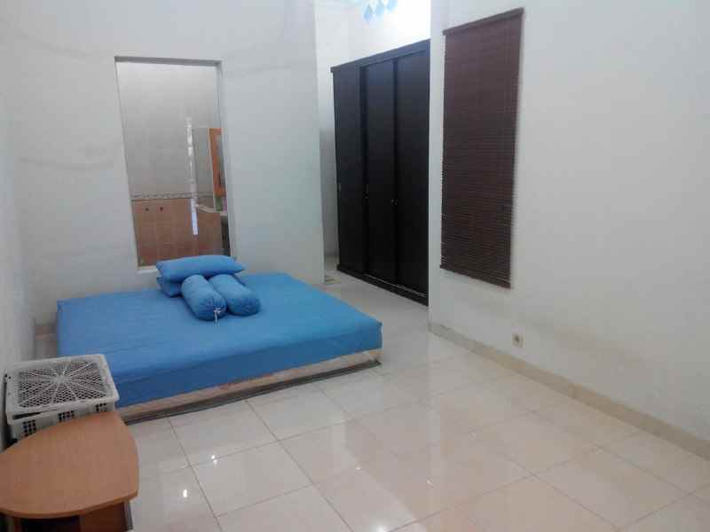 dijual rumah purimas regency surabaya