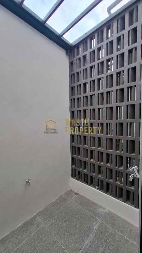 dijual rumah purwomartani kalasan