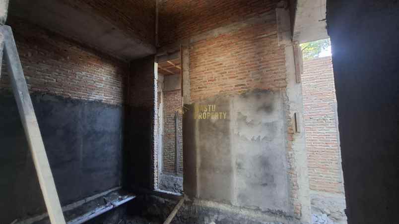 dijual rumah purwomartani kalasan