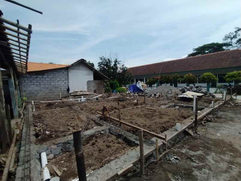 dijual rumah purwomartani sleman