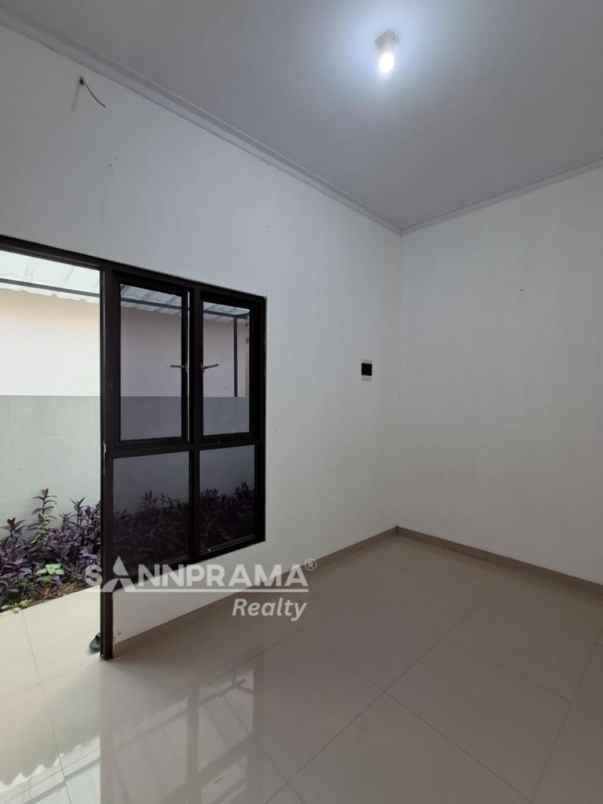 dijual rumah rangkapan jaya